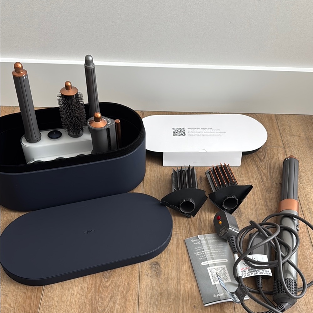 Dyson Hair Styling Set with Attachments